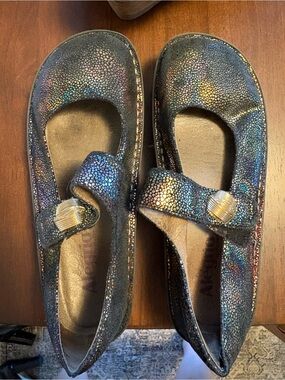 Alegria Women's Iridescent Multicolor Mary Jane Flats